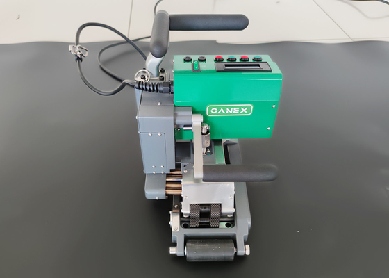 1.0-4.0mm HDPE Jeozar Membran Sıcak Kama Kaynak Makinesi CX700 Tam Güç 2400W